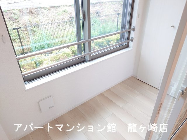 グランディールのバルコニー|※写真は102号室を使用