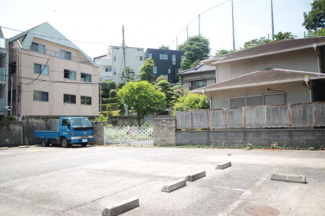 【駐車場】