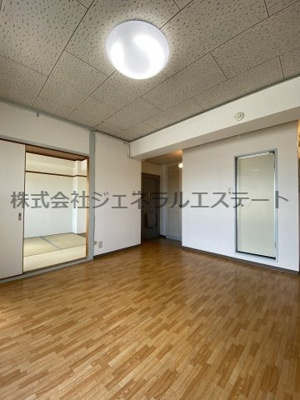 【居間・リビング】 | ホーク源 | ゆったりとした居間です