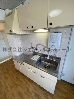 【キッチン】 | ホーク源 | お料理しやすいキッチンです