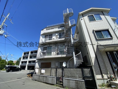 【外観】 | ホーク源 | 外はこのようになっています