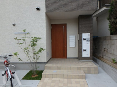 【エントランス】 | REGALEST　ABODE