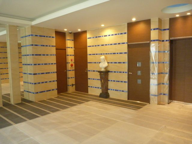 セイワパレス玉造駅前　BRAVI不動産のエントランス|【セイワパレス玉造駅前】落ち着いたエントランスです