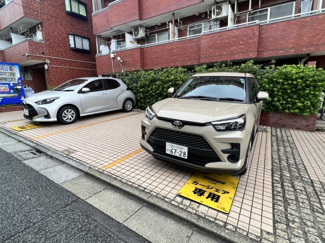 【駐車場】