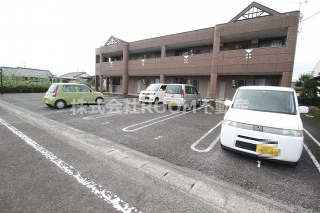サンハイツ・祝吉の駐車場|駐車場があります