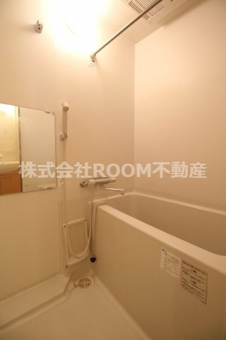 サンハイツ・祝吉の独立洗面台|独立洗面台あり、毎朝おしゃれに忙しい女性の方におすすめです