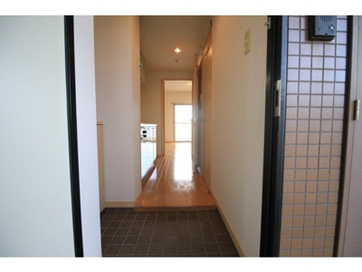 【玄関】 | グランドゥール高峰 | シンプルで使いやすい玄関です