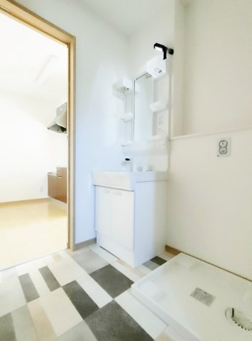 Ｓａｌｉｒｅ(サリーレ)　の独立洗面台