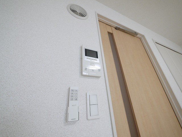 カモミール万葉のセキュリティ|モニター付きインターホン