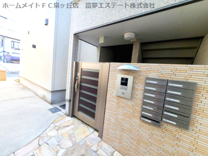 フジパレス堺鳳中Ⅴ番館のエントランス