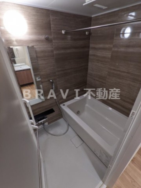 RJR堺筋本町タワー BRAVI不動産の浴室|【RJR堺筋本町タワー】日々の暮らしに欠かせないお風呂です