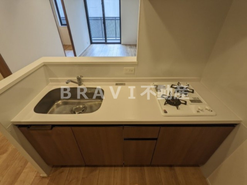 RJR堺筋本町タワー BRAVI不動産のキッチン|【RJR堺筋本町タワー】お料理しやすいキッチンです