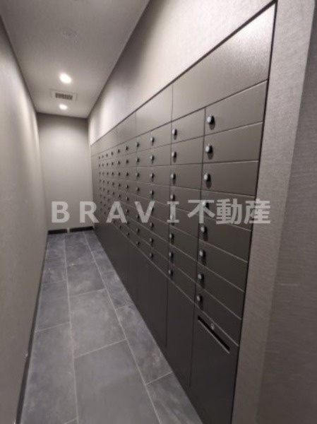 RJR堺筋本町タワー BRAVI不動産のその他共用部分|【RJR堺筋本町タワー】郵便受け