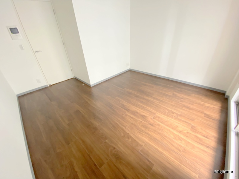 BROAD 新うめきたRESIDENCE　仲介手数料無料の居間・リビング