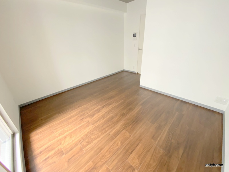 BROAD 新うめきたRESIDENCE　仲介手数料無料の洋室