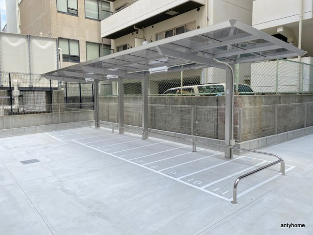 BROAD 新うめきたRESIDENCE　仲介手数料無料の駐車場