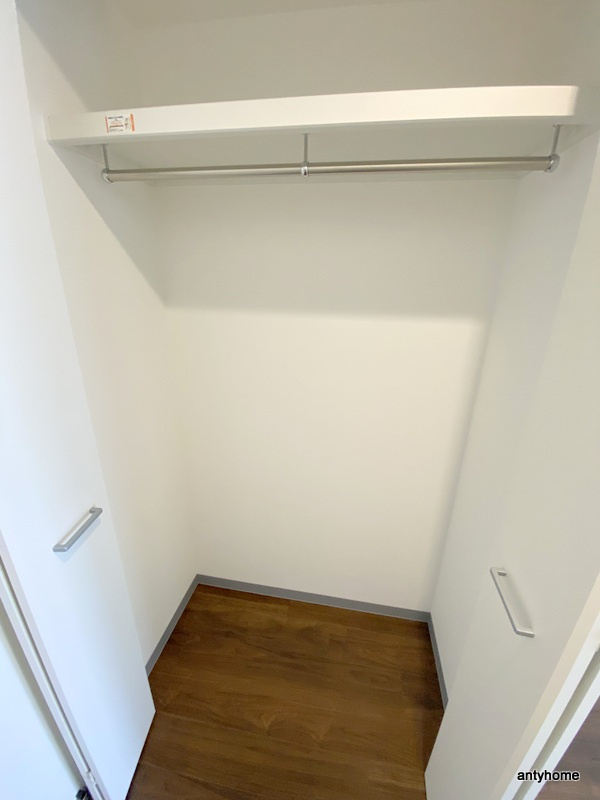 BROAD 新うめきたRESIDENCE　仲介手数料無料の収納