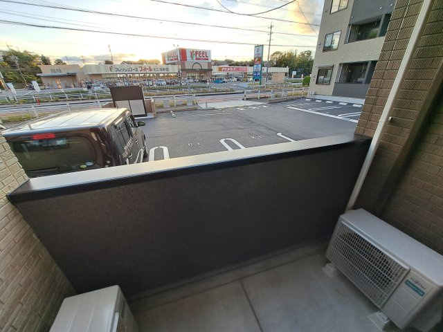 プラシードヒルズⅢのバルコニー