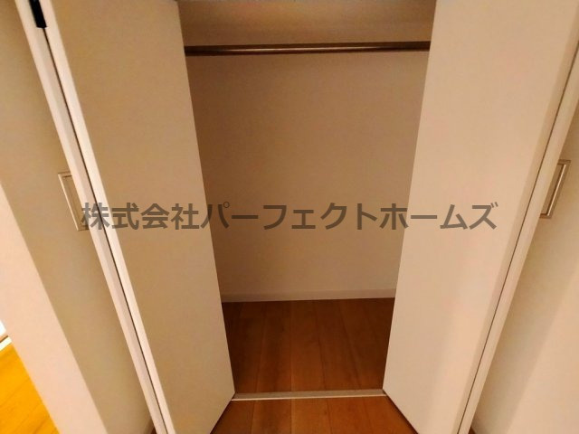 F8石津の収納|ロフトにクローゼットあり！
