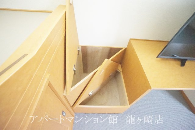 レオパレスティンカーベルの収納