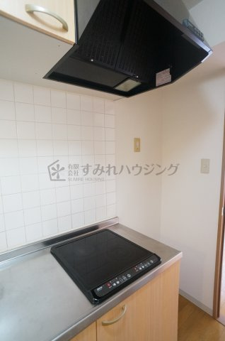 カーサフェリスのキッチン|参考、同建物・反転間取りの号室