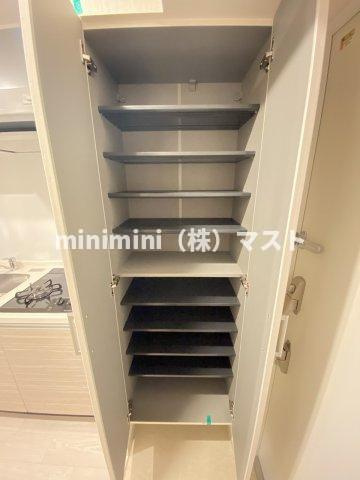 フォーリアライズ難波南レーヴの収納