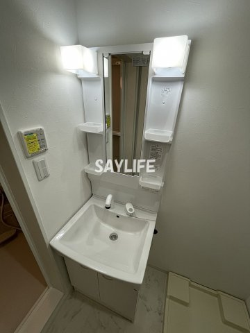 Avantioソラネルの独立洗面台