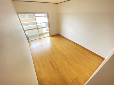 【洋室】 | メゾンときわ