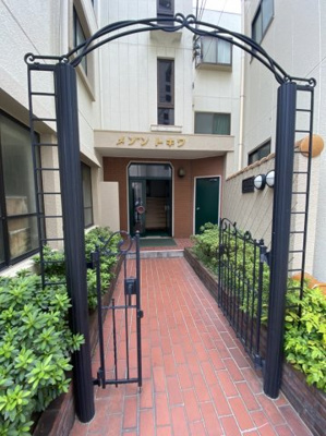 【エントランス】 | メゾンときわ