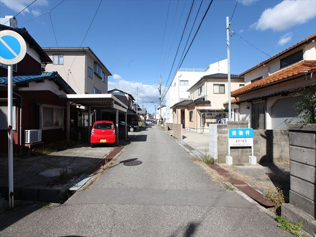 【前面道路含む現地写真】の画像