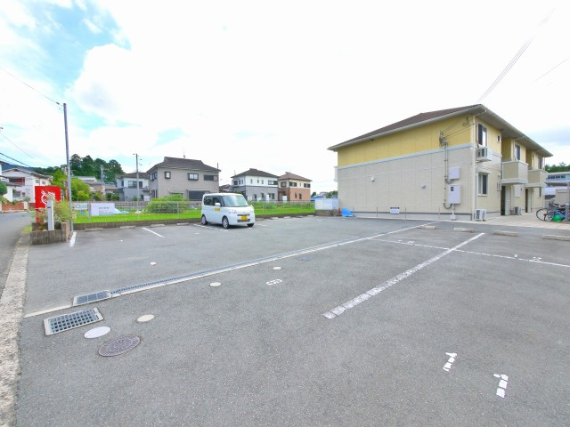 セレッソ　パティオの駐車場|カースペースがあります