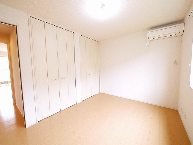 セレッソ　パティオの洋室|使い勝手のいい洋室です