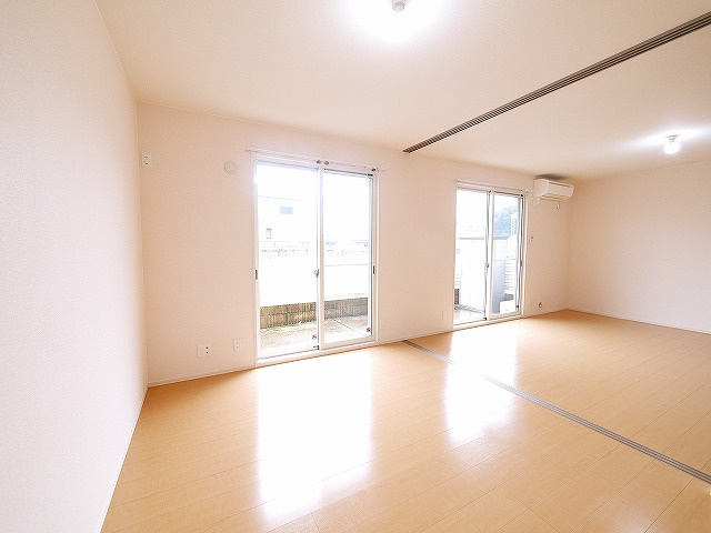 セレッソ　パティオの寝室|ゆったりした洋室です