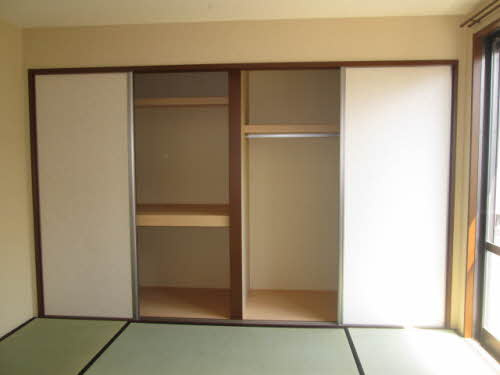 メゾン雑賀の収納