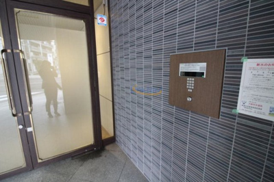 【エントランス】 | ドムール北梅田