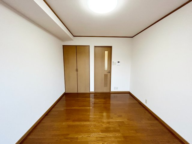 【洋室】