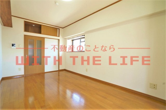 リファレンス久留米駅前【キャッシュバック対象物件】の居間・リビング