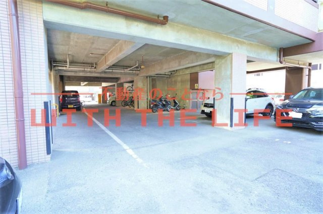 リファレンス久留米駅前【キャッシュバック対象物件】の駐車場|駐車場です