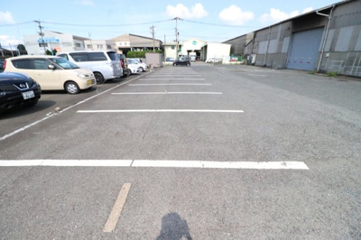 【駐車場】 | 西港倉庫