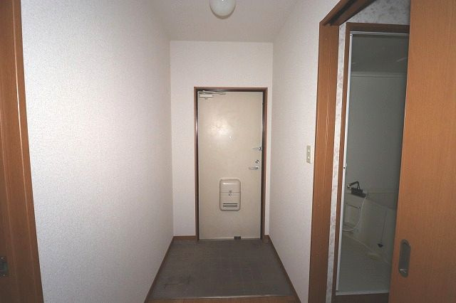 プロムナード万々の玄関|毎日通る玄関はこちらです