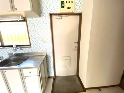 【玄関】 | コミューン岩嶋 A