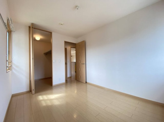 【洋室】 | ラ・シャンブルB