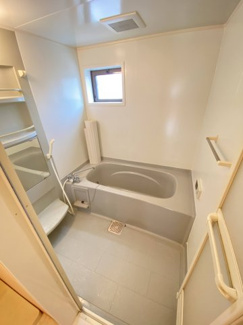 【浴室】 | ラ・シャンブルB