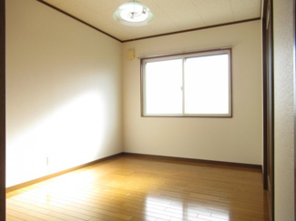 【洋室】 | ニューシティ三千苅