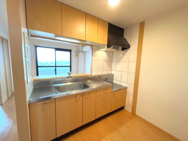 熊本市北区麻生田４丁目のアパートのキッチン