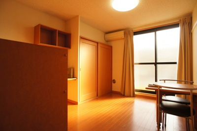 【居間・リビング】 | レオパレスさくら