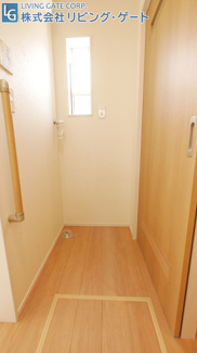 【ランドリースペース】 | 市川三郷町市川大門 平成29年築 内外装綺麗 駅徒歩5分 | 床下収納付のランドリースペース。