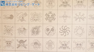 【寝室】 | 市川三郷町市川大門 平成29年築 内外装綺麗 駅徒歩5分 | 寝室のアクセントクロスはみんな大好きな海賊です。