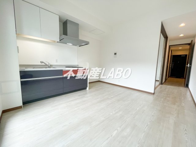 コンソラーレ桜川Ⅴの居間・リビング