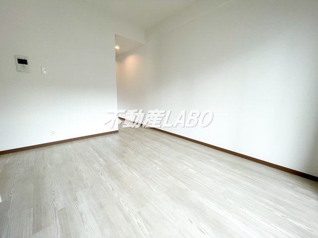 コンソラーレ桜川Ⅴの洋室